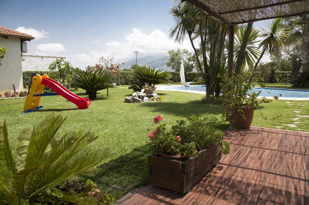 B&B La Taverna Dei Ciucci Foce del Sele Bagian luar foto